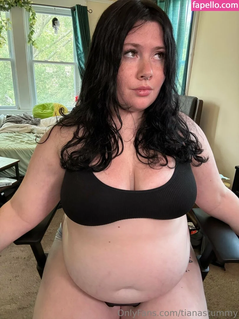 tianastummy Onlyfans Photo Gallery 