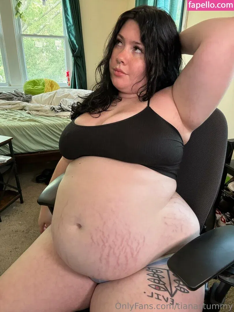 tianastummy Onlyfans Photo Gallery 