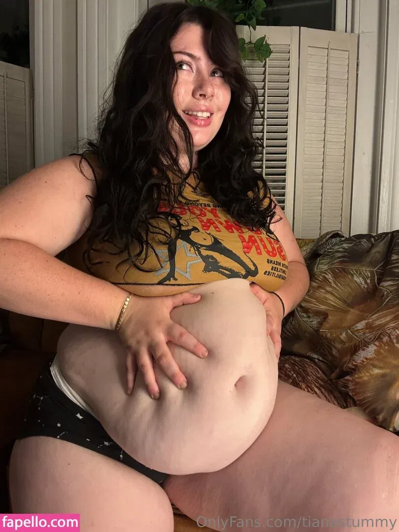 tianastummy Onlyfans Photo Gallery 