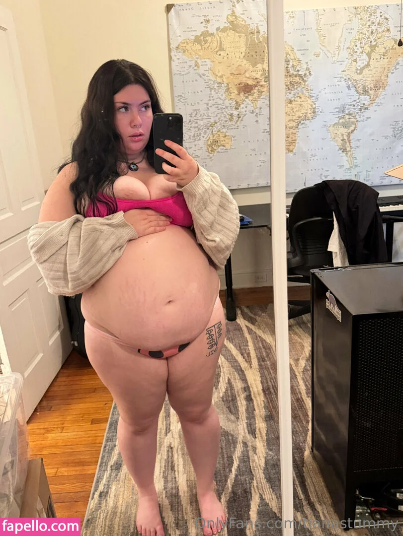 tianastummy Onlyfans Photo Gallery 