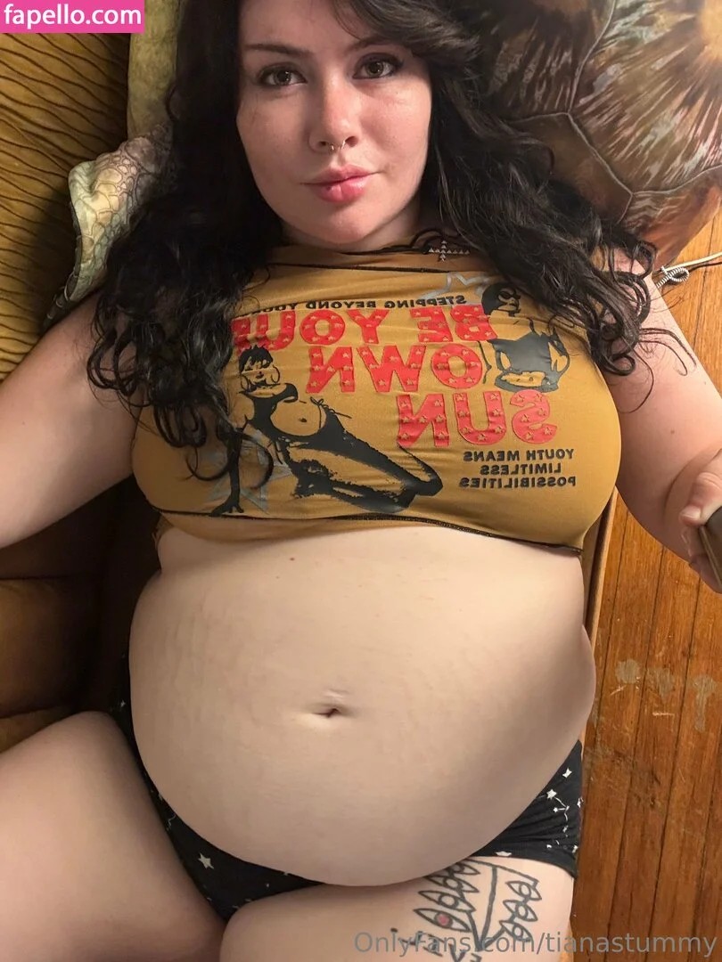 tianastummy Onlyfans Photo Gallery 