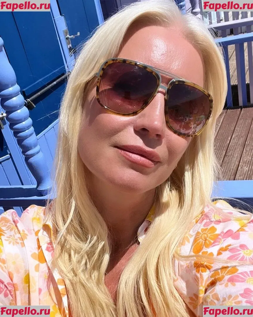 Denise Van Outen Onlyfans Photo Gallery 