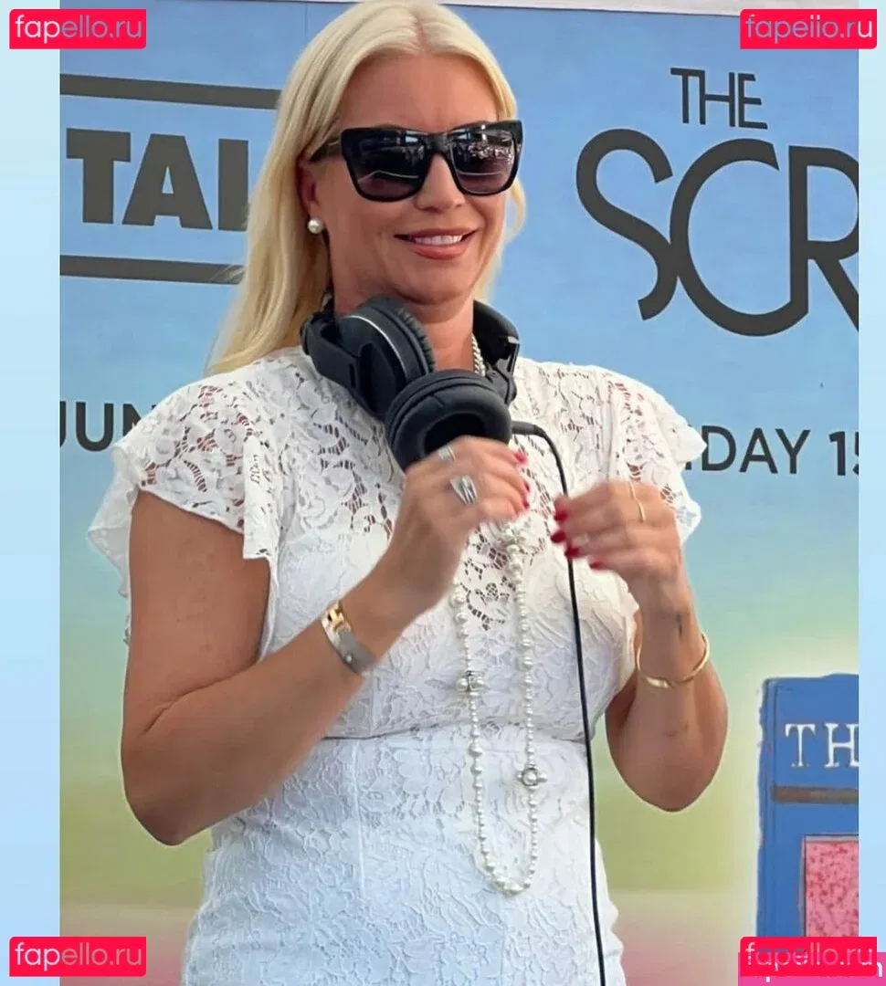 Denise Van Outen Onlyfans Photo Gallery 