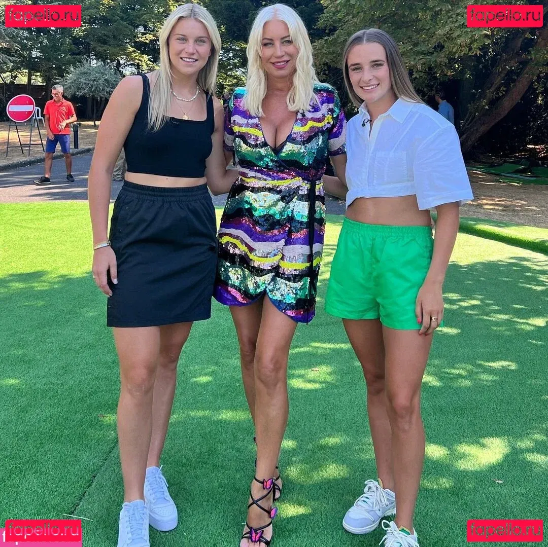 Denise Van Outen Onlyfans Photo Gallery 