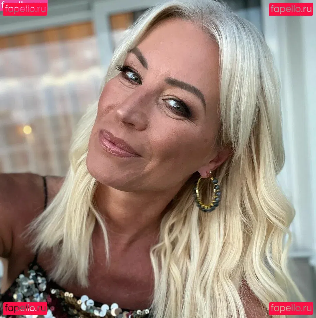Denise Van Outen Onlyfans Photo Gallery 