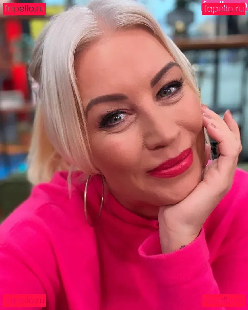 Denise Van Outen Onlyfans Photo Gallery 