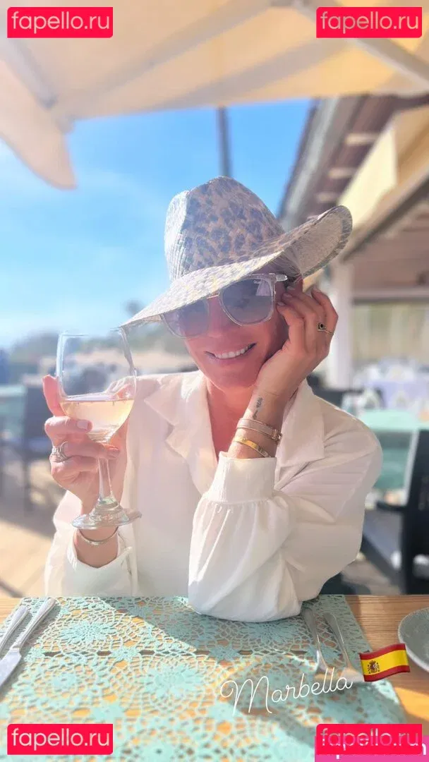 Denise Van Outen Onlyfans Photo Gallery 