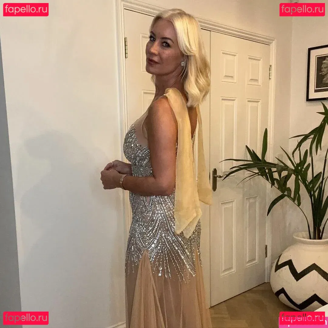 Denise Van Outen Onlyfans Photo Gallery 