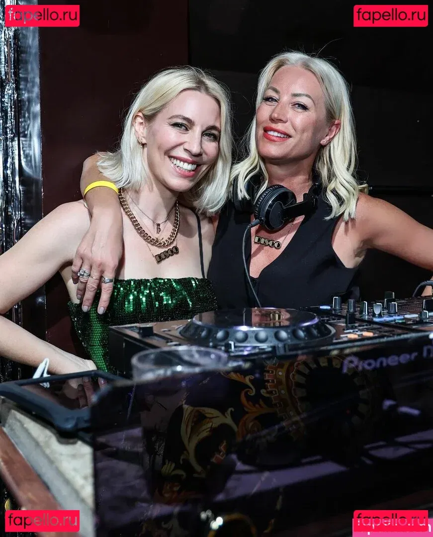 Denise Van Outen Onlyfans Photo Gallery 