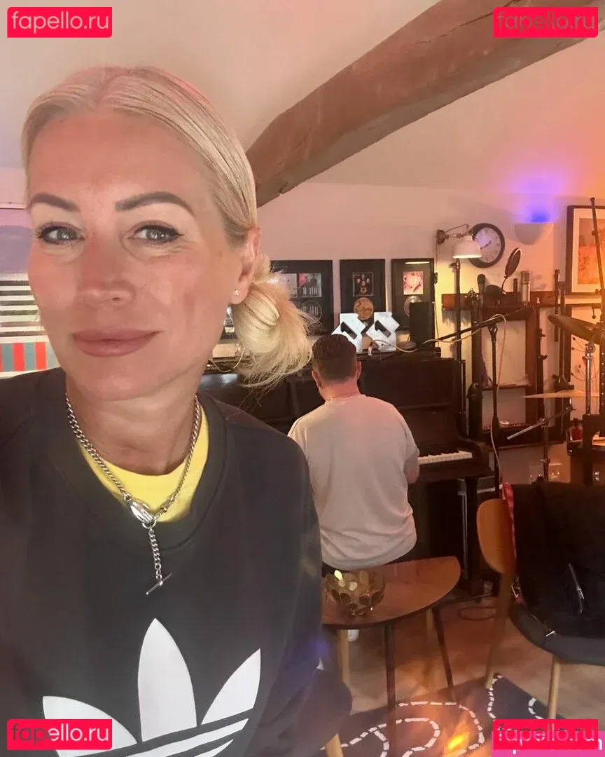 Denise Van Outen Onlyfans Photo Gallery 