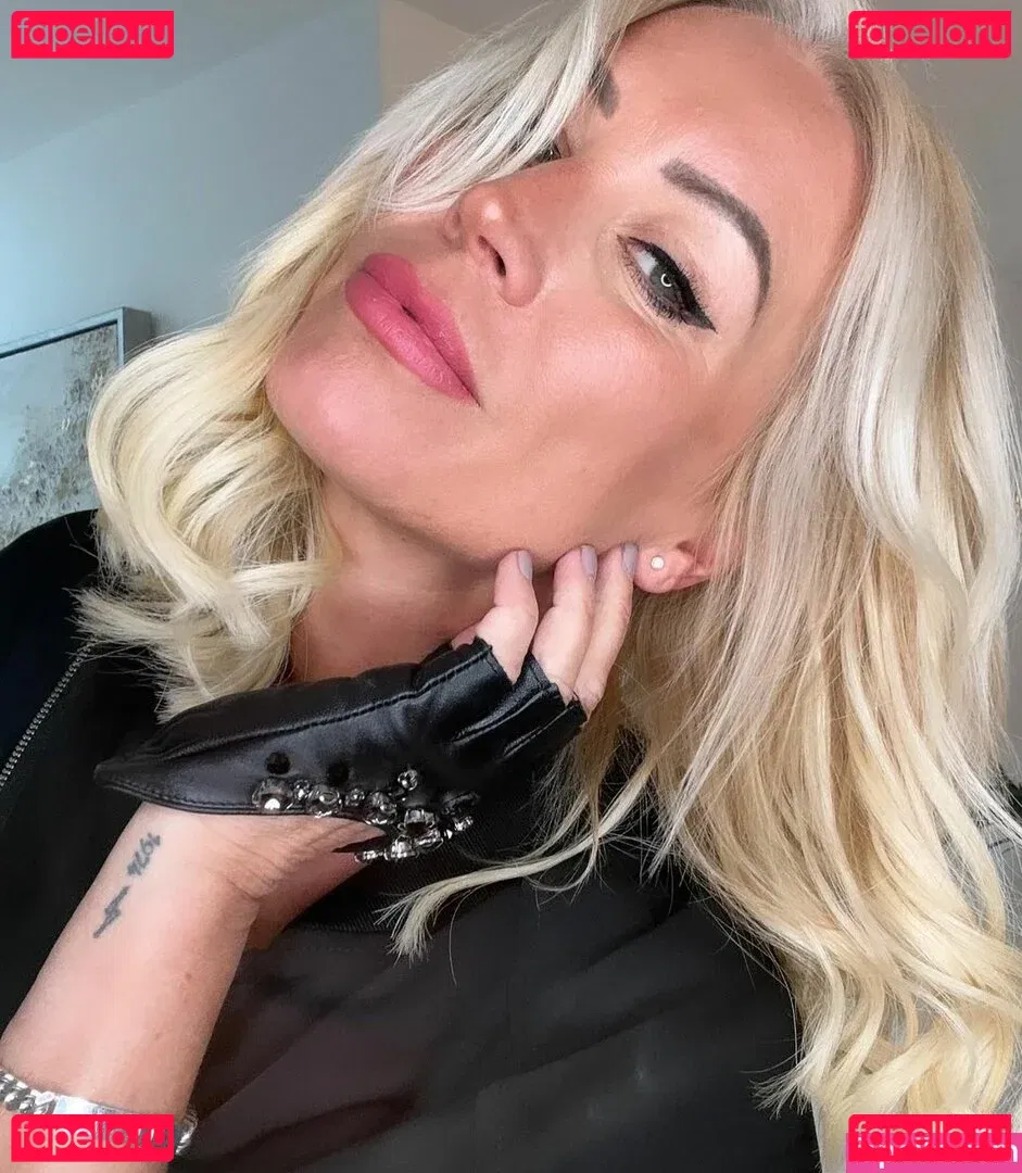 Denise Van Outen Onlyfans Photo Gallery 