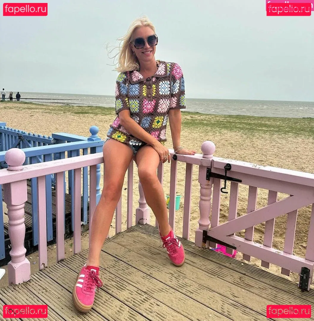 Denise Van Outen Onlyfans Photo Gallery 