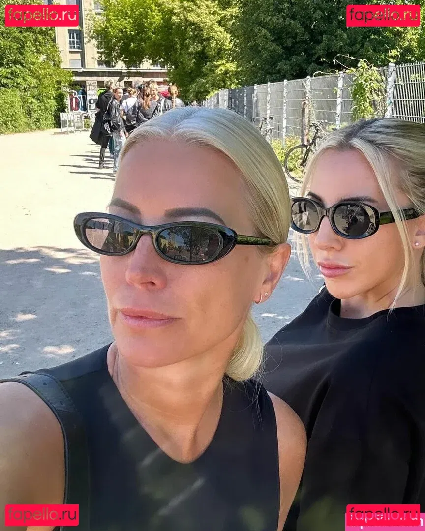 Denise Van Outen Onlyfans Photo Gallery 