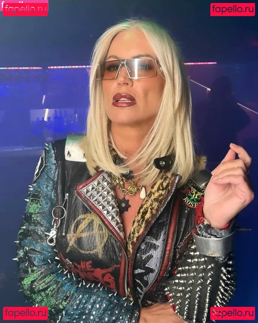 Denise Van Outen Onlyfans Photo Gallery 