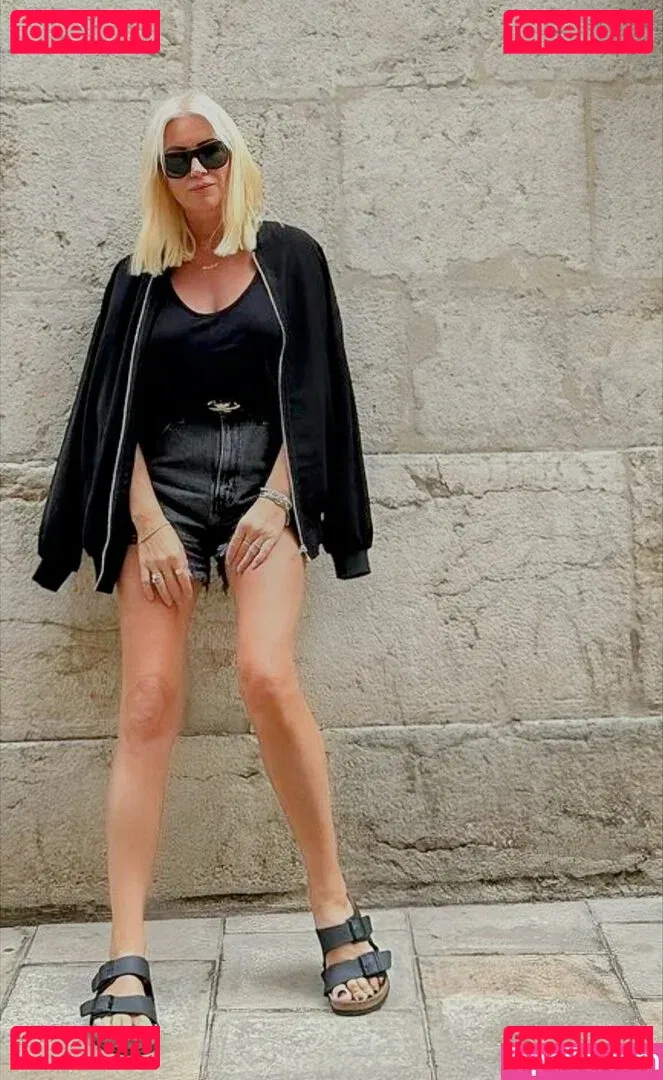 Denise Van Outen Onlyfans Photo Gallery 