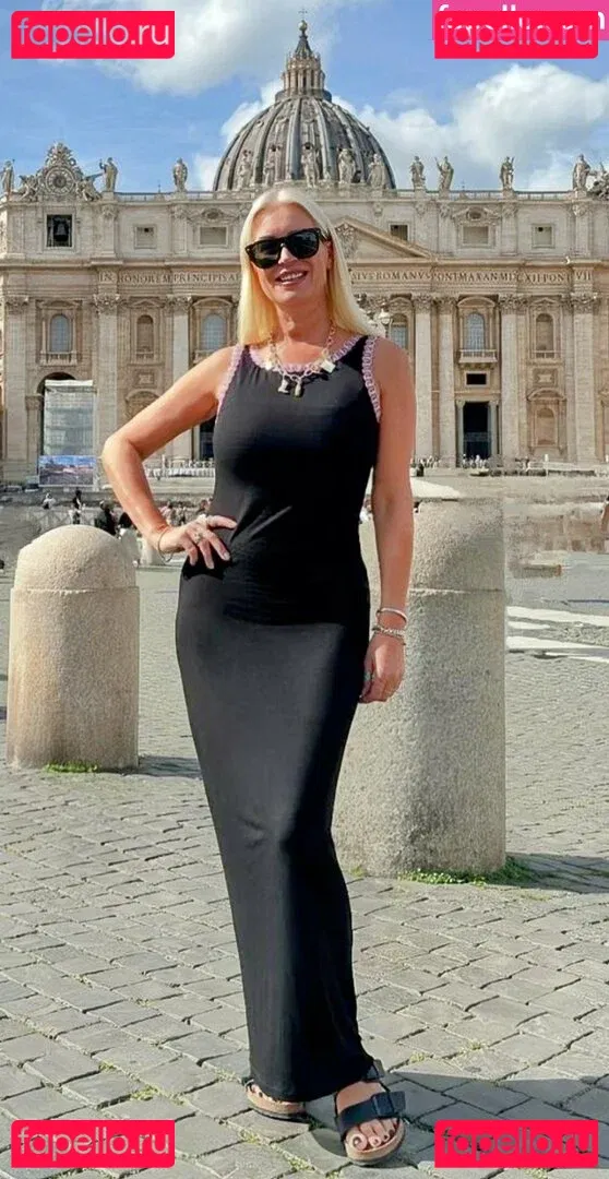 Denise Van Outen Onlyfans Photo Gallery 