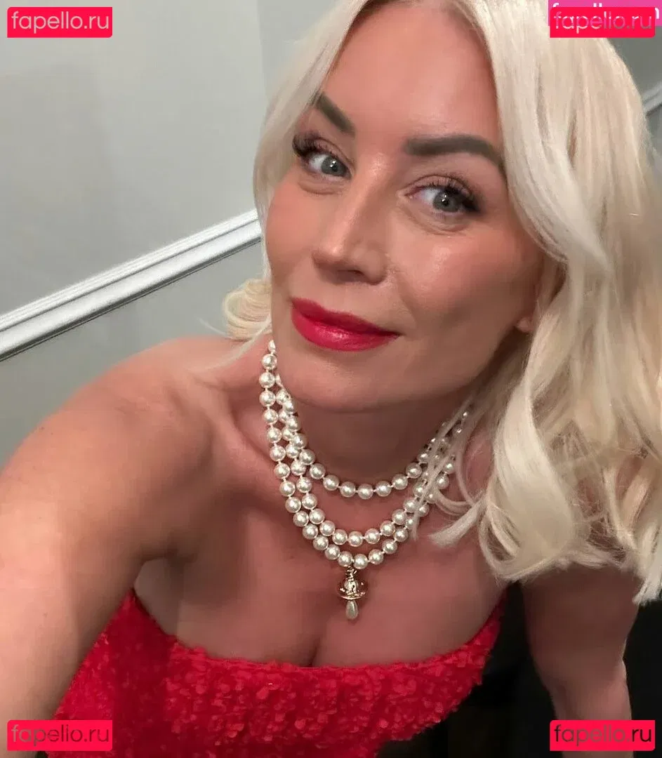 Denise Van Outen Onlyfans Photo Gallery 