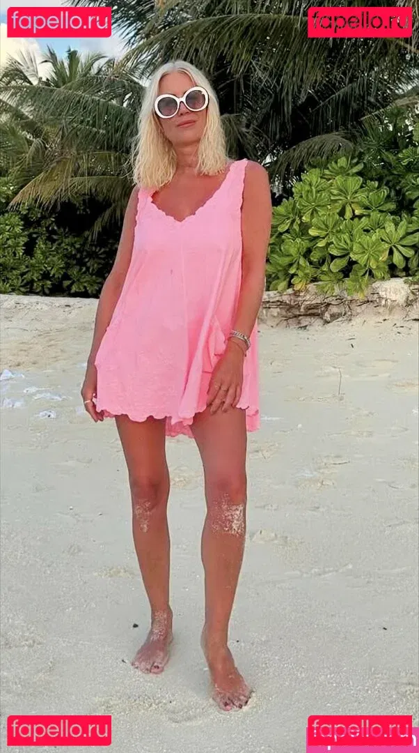 Denise Van Outen Onlyfans Photo Gallery 