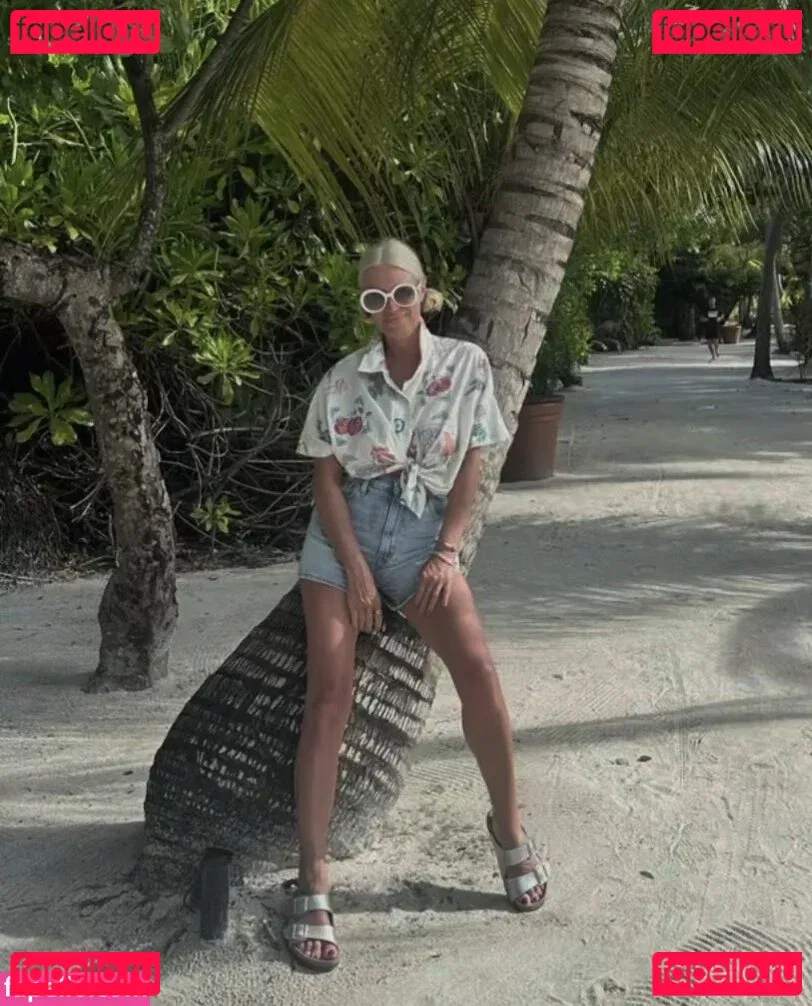 Denise Van Outen Onlyfans Photo Gallery 