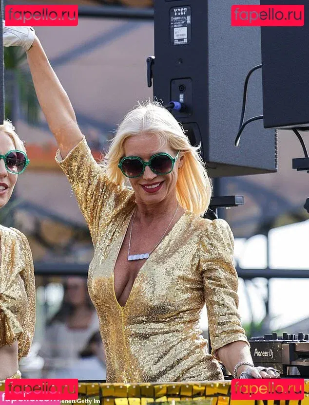 Denise Van Outen Onlyfans Photo Gallery 