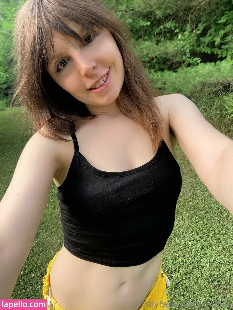 xninjae Onlyfans Photo Gallery 