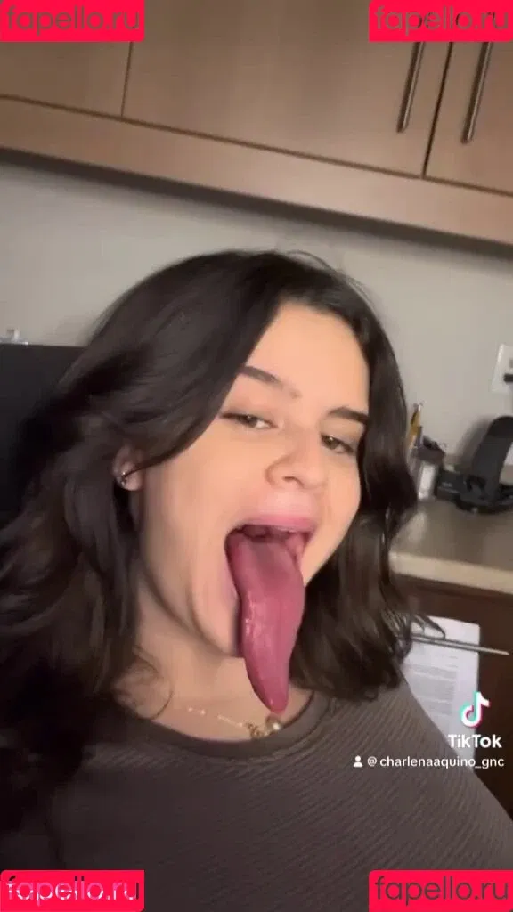 Long Tongue Fetish Onlyfans Photo Gallery 