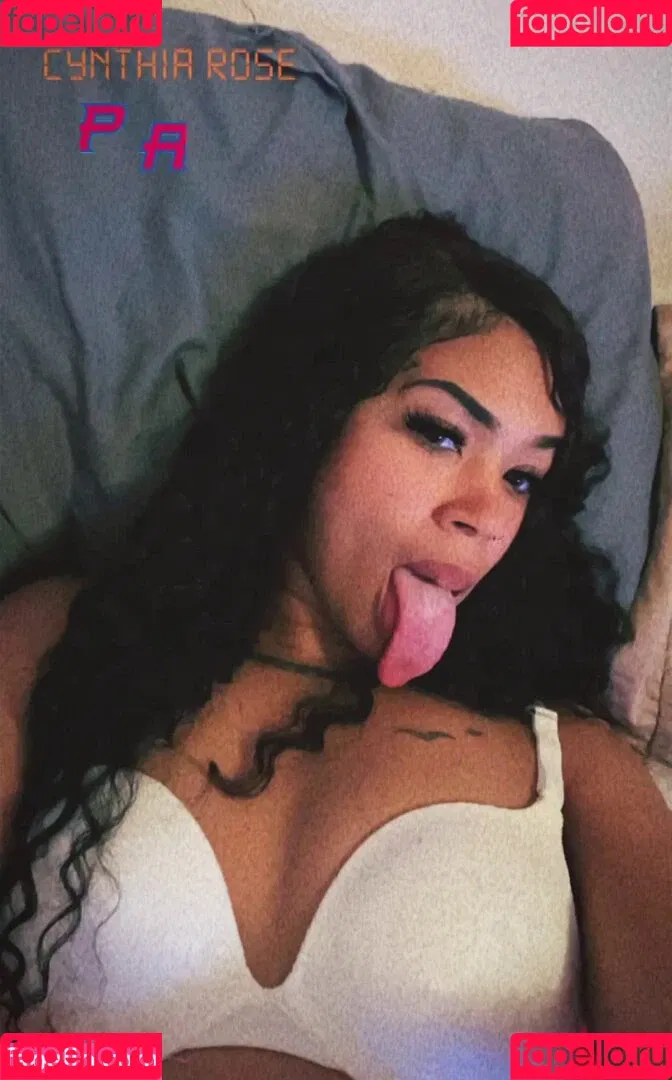 Long Tongue Fetish Onlyfans Photo Gallery 