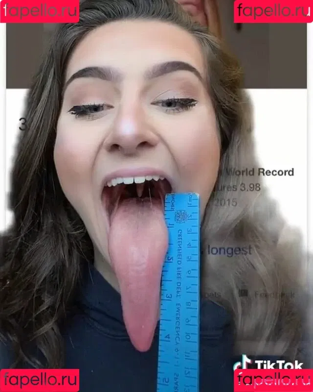 Long Tongue Fetish Onlyfans Photo Gallery 