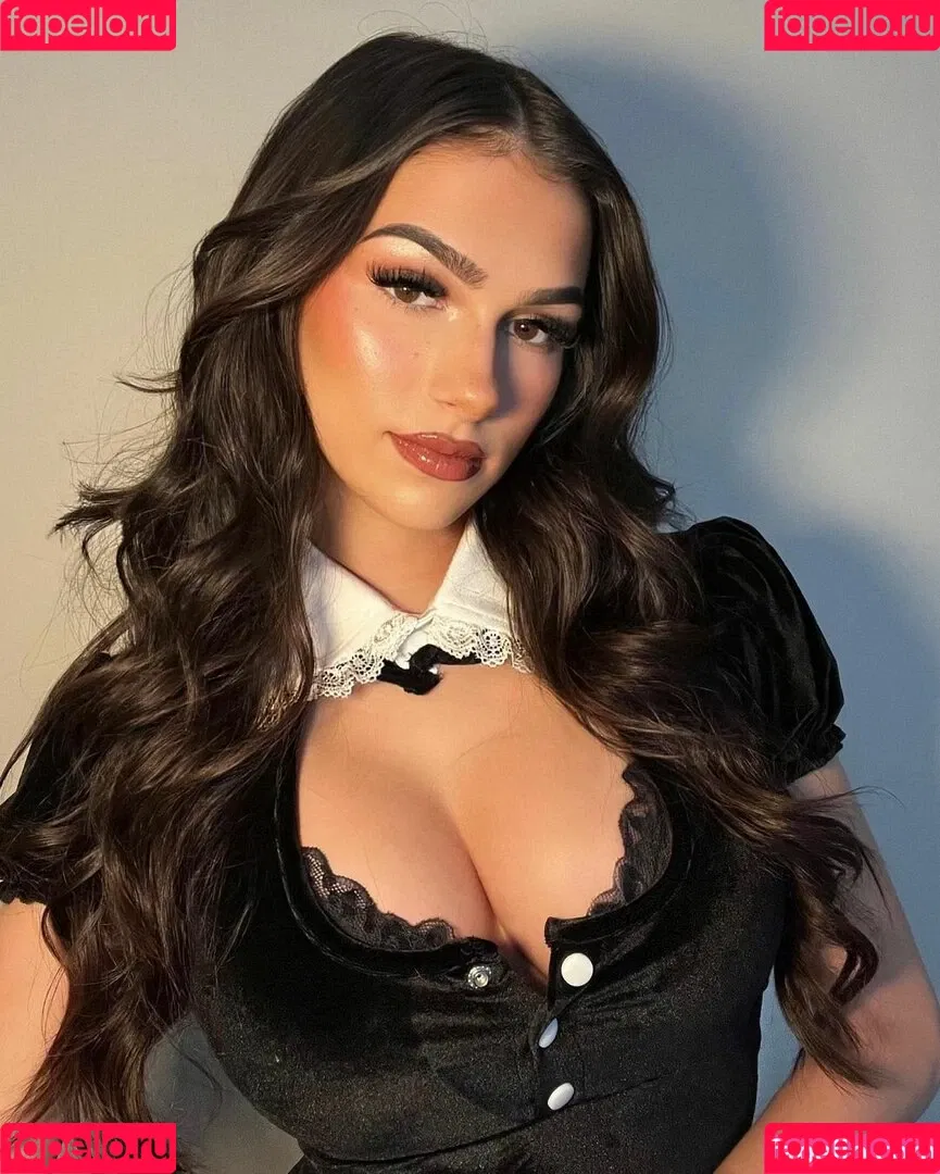 Julia Merekoulias Onlyfans Photo Gallery 