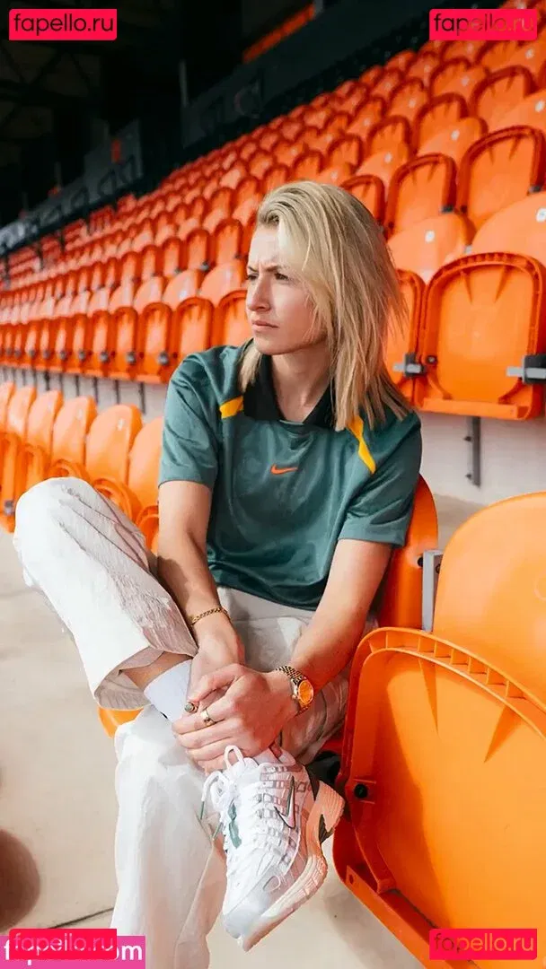 Leah Williamson Onlyfans Photo Gallery 