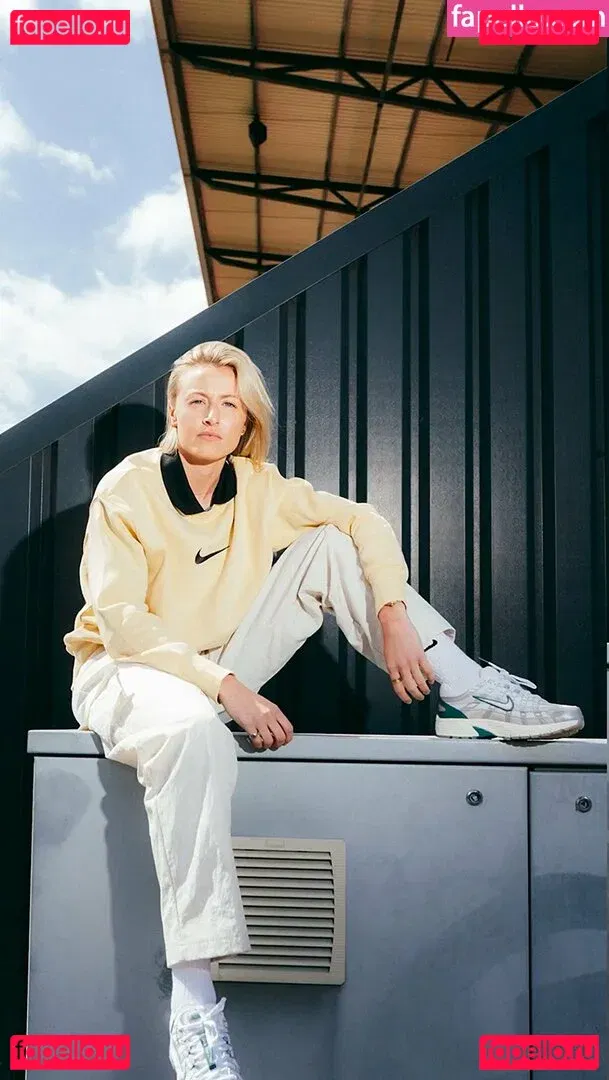 Leah Williamson Onlyfans Photo Gallery 