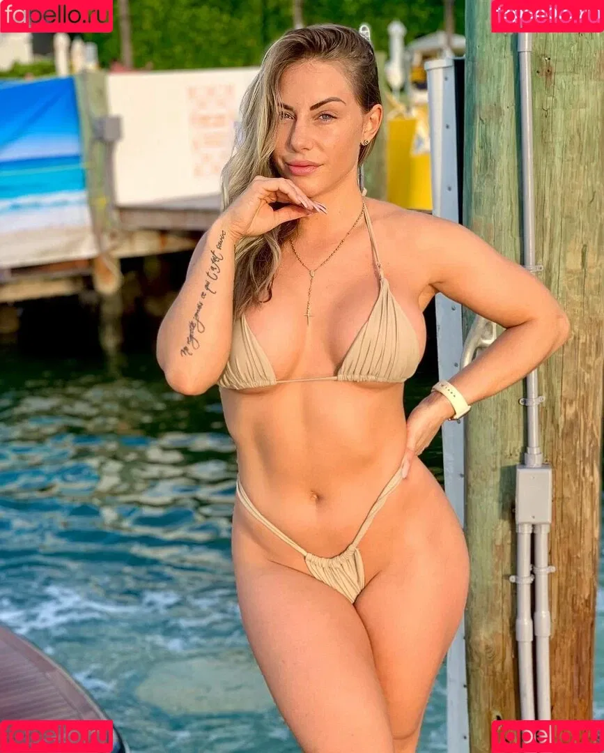 Marine S'Mezz Onlyfans Photo Gallery 