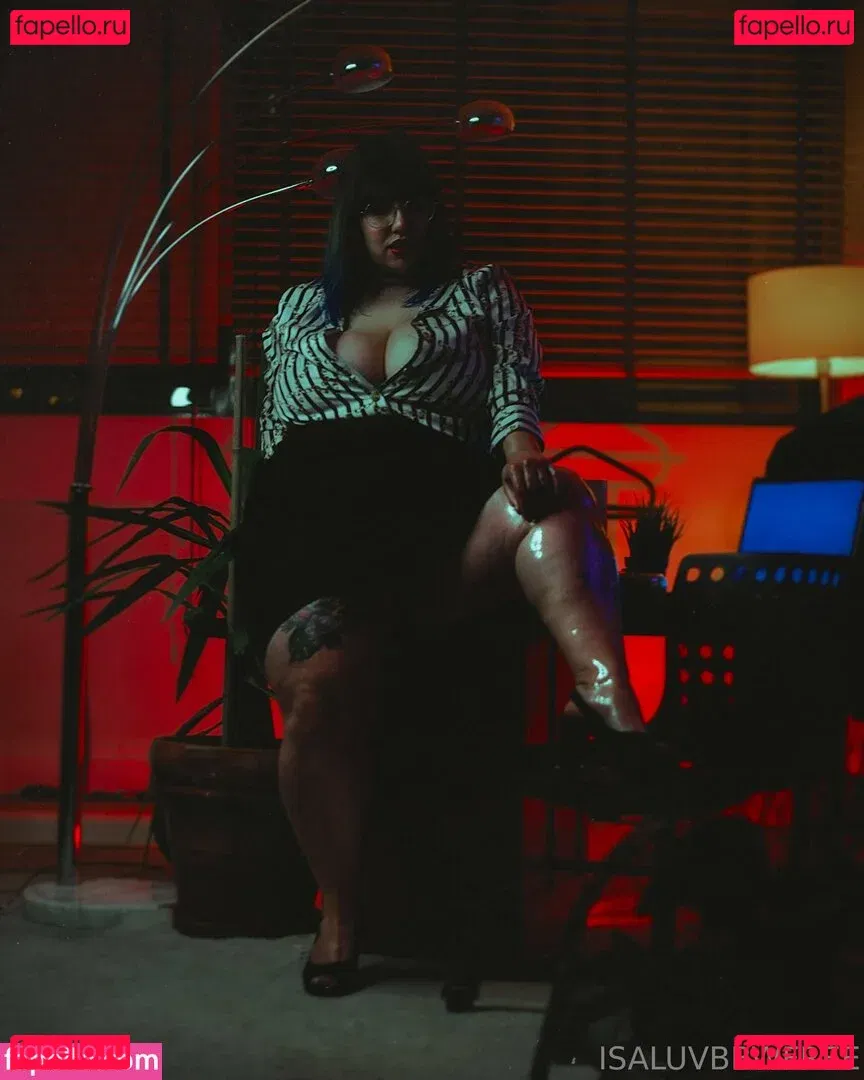 isaluvbbwfree Onlyfans Photo Gallery 