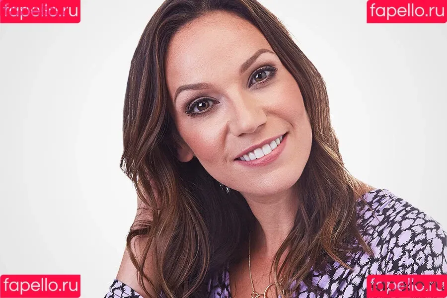 TV Shopping Presenters Onlyfans Photo Gallery 