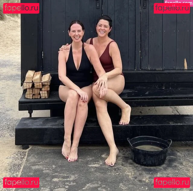 TV Shopping Presenters Onlyfans Photo Gallery 