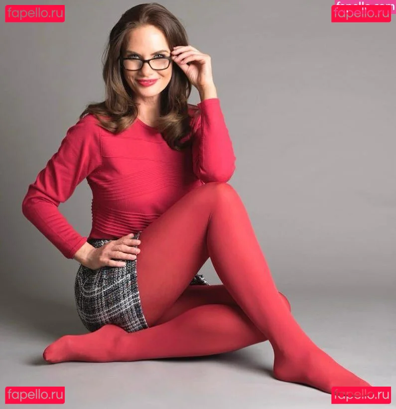 TV Shopping Presenters Onlyfans Photo Gallery 