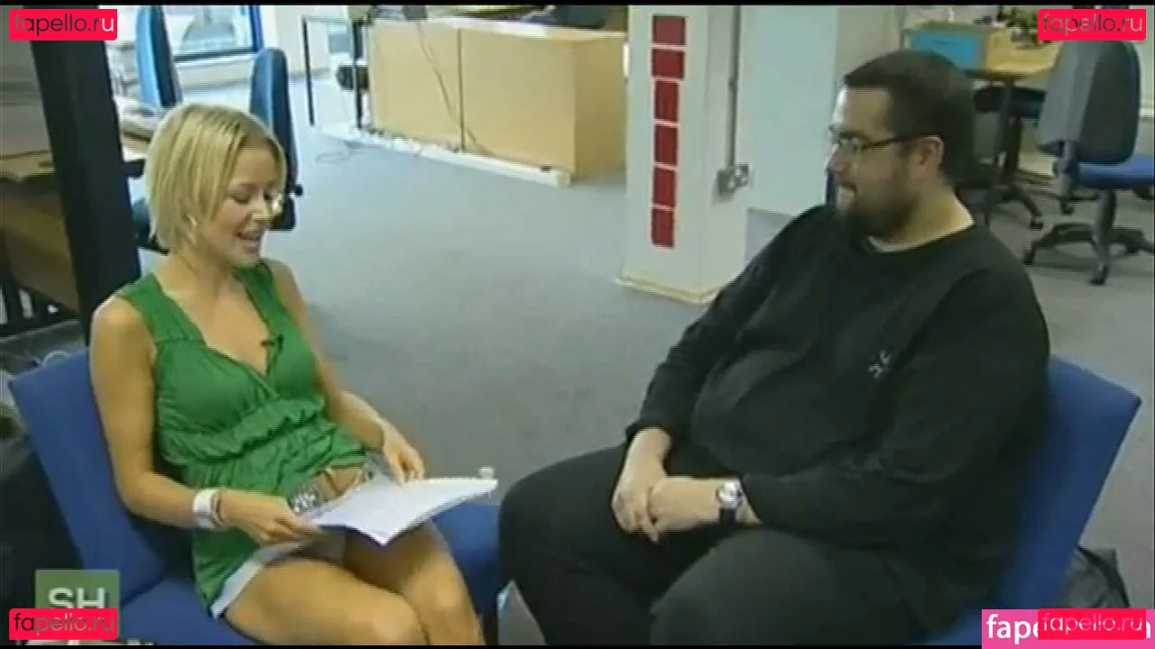 TV Shopping Presenters Onlyfans Photo Gallery 