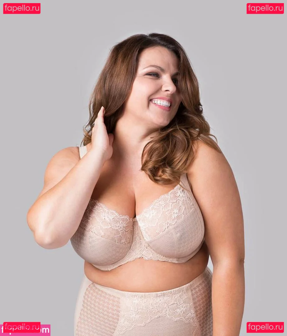 TV Shopping Presenters Onlyfans Photo Gallery 