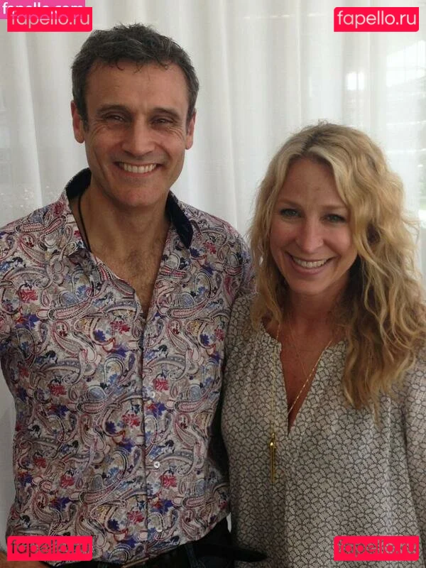 TV Shopping Presenters Onlyfans Photo Gallery 