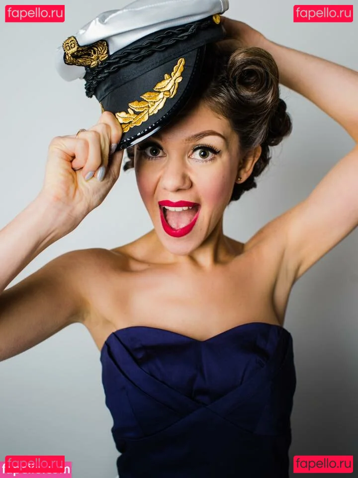 TV Shopping Presenters Onlyfans Photo Gallery 