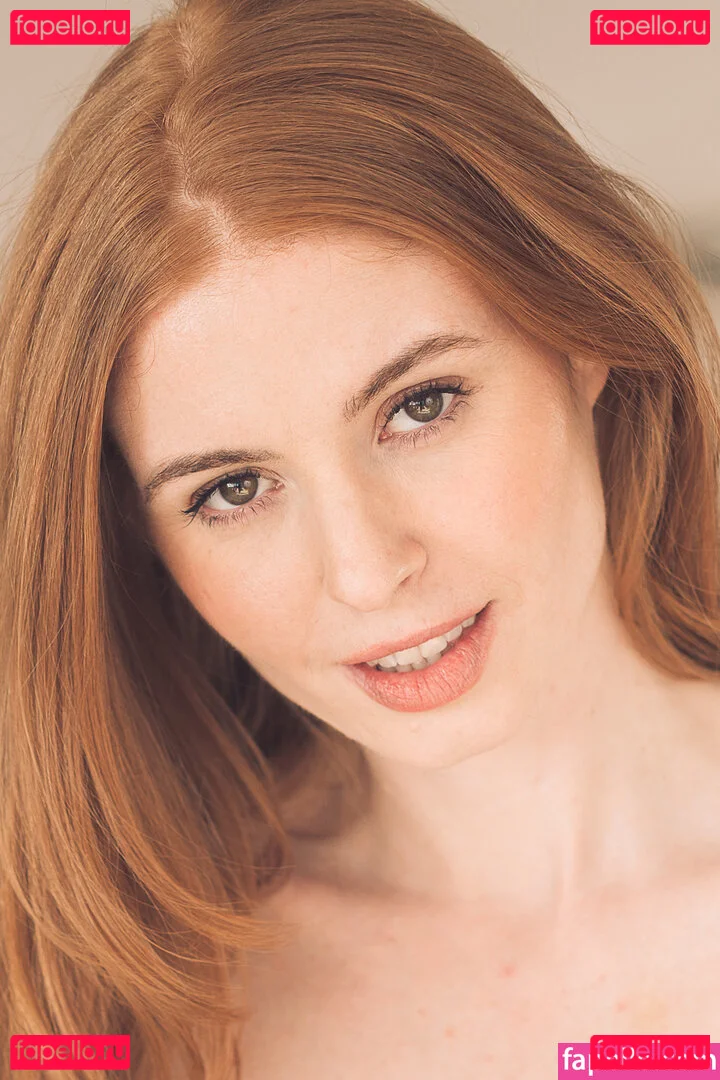 TV Shopping Presenters Onlyfans Photo Gallery 