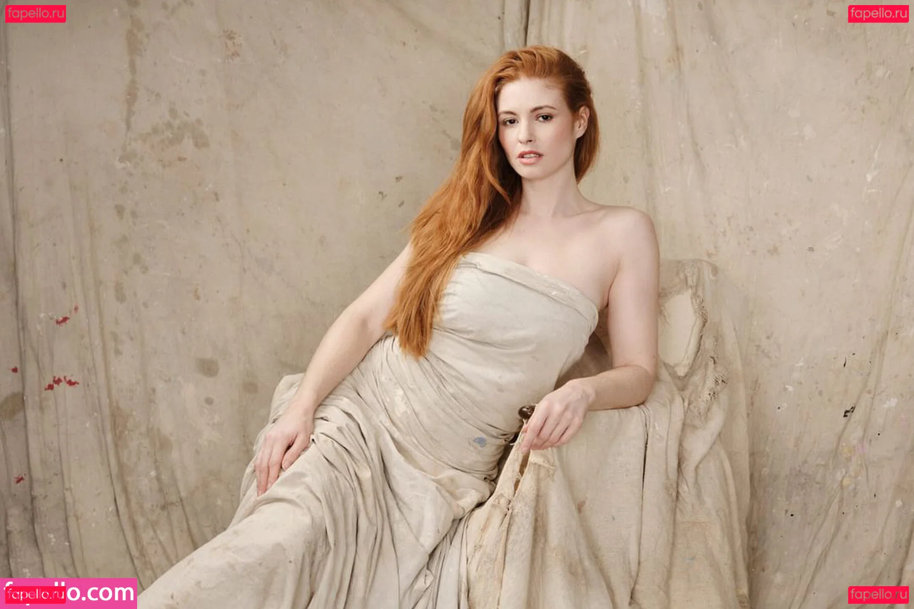 TV Shopping Presenters Onlyfans Photo Gallery 