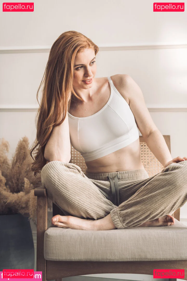 TV Shopping Presenters Onlyfans Photo Gallery 