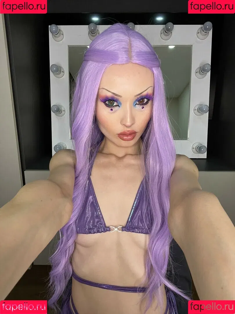 mikukandee Onlyfans Photo Gallery 