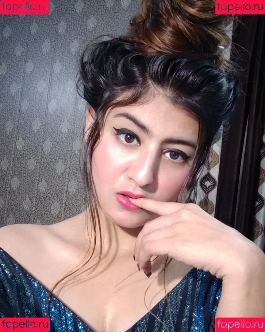 Priya Maggo Onlyfans Photo Gallery 