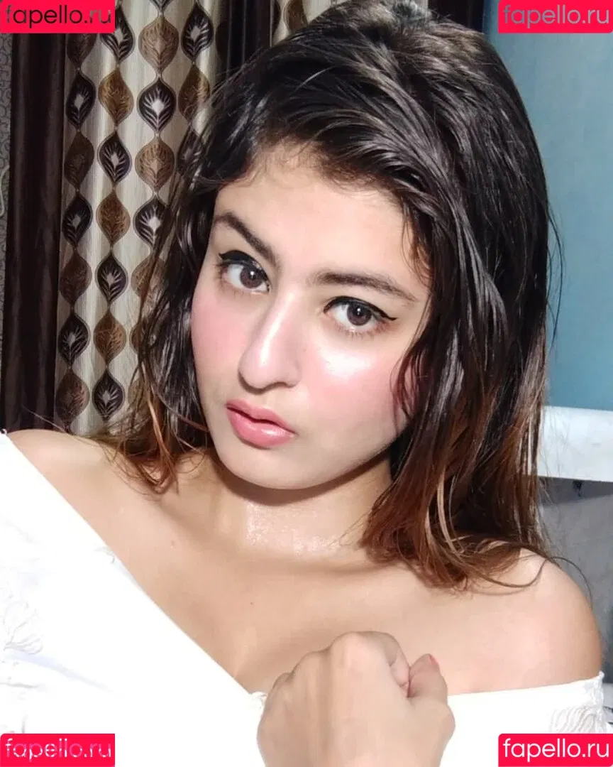 Priya Maggo Onlyfans Photo Gallery 