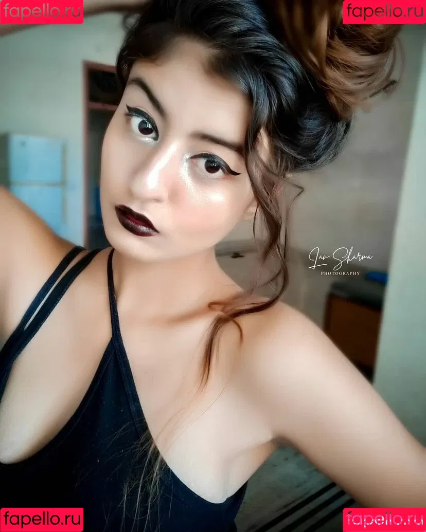 Priya Maggo Onlyfans Photo Gallery 