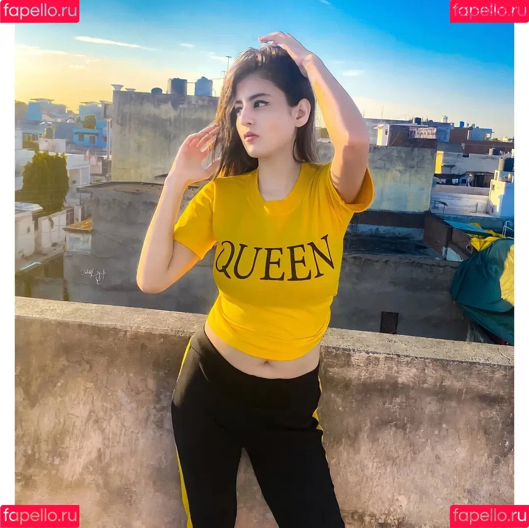 Priya Maggo Onlyfans Photo Gallery 