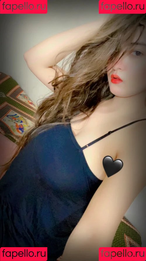 Priya Maggo Onlyfans Photo Gallery 