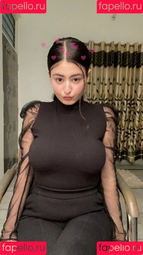 Priya Maggo Onlyfans Photo Gallery 